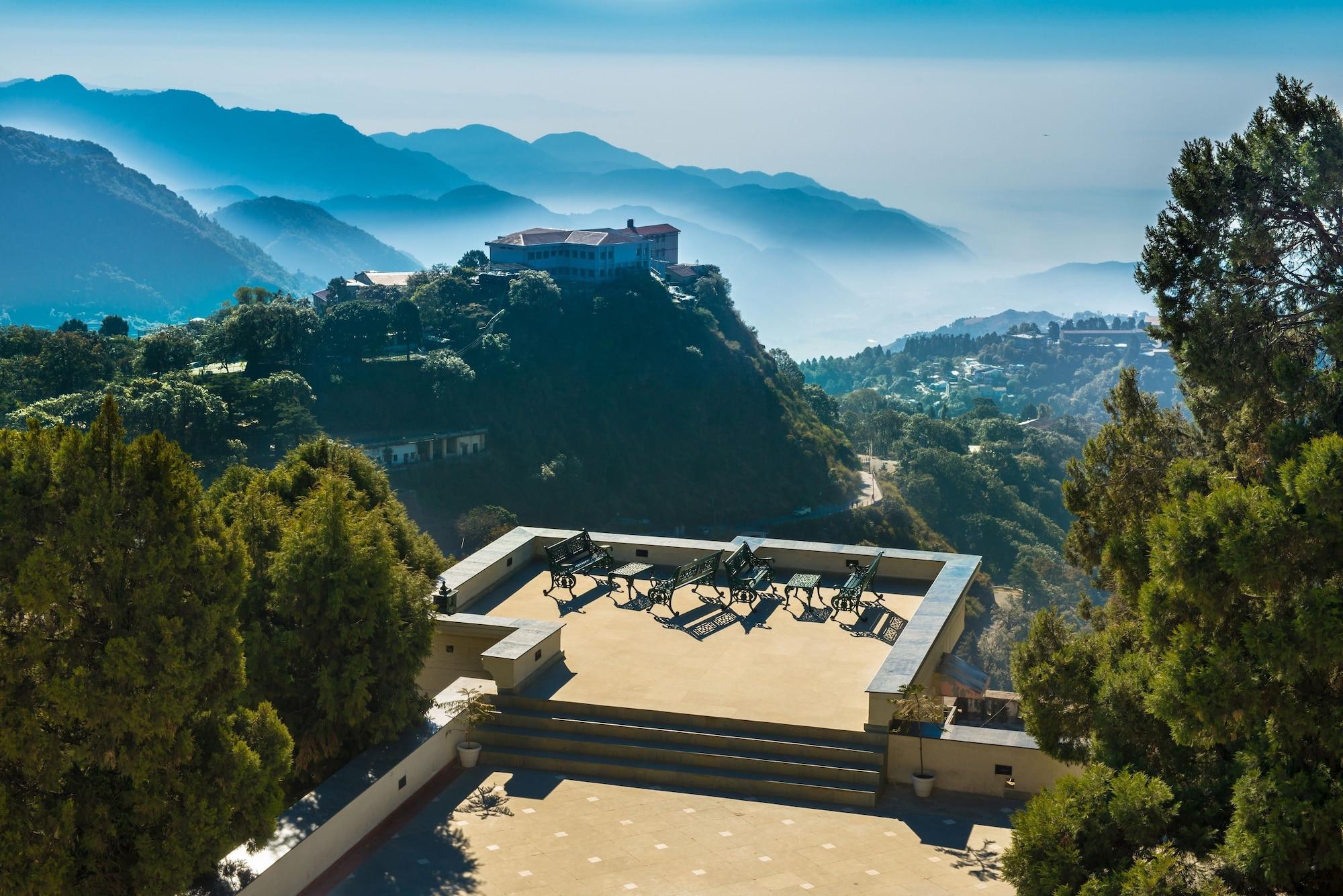 Royal Orchid Fort Resort Mussoorie Exteriér fotografie