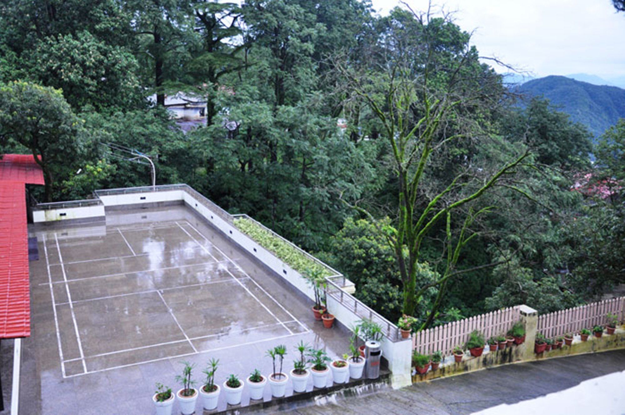 Royal Orchid Fort Resort Mussoorie Exteriér fotografie