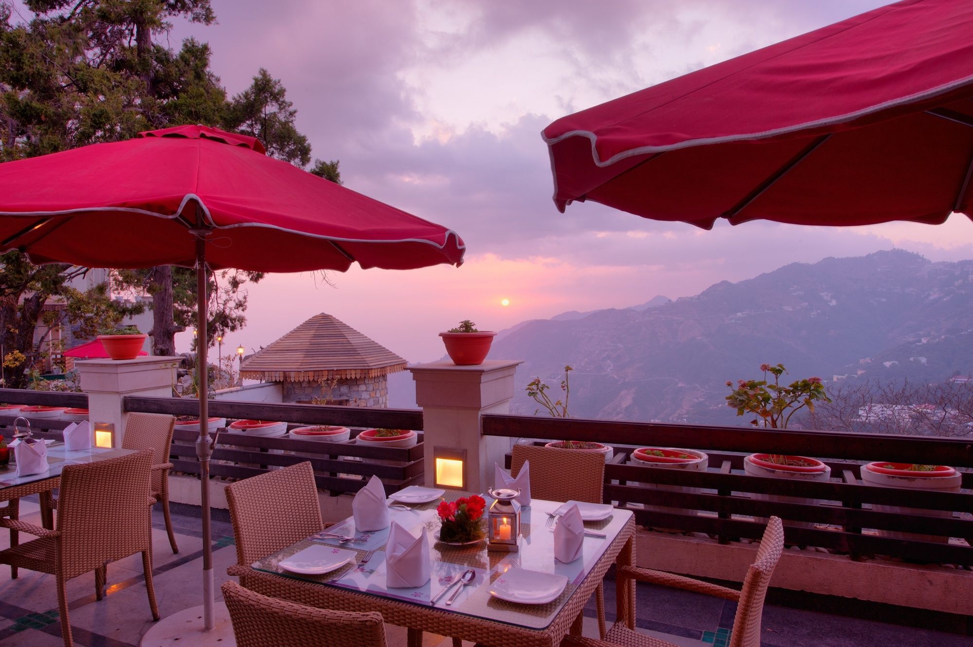 Royal Orchid Fort Resort Mussoorie Exteriér fotografie