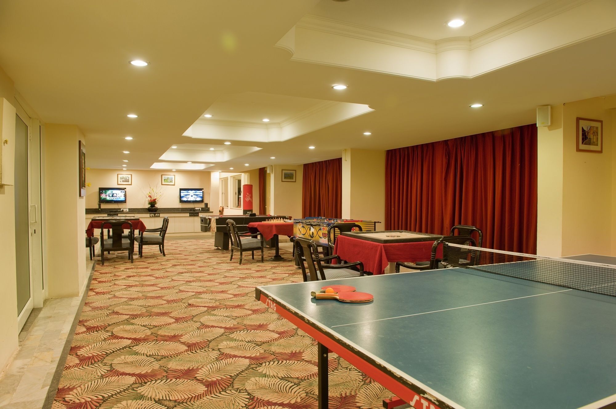 Royal Orchid Fort Resort Mussoorie Exteriér fotografie
